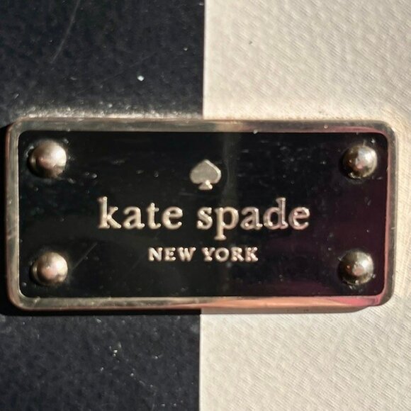 Kate Spade Adaira Baby Shoulder/Crossbody Bag Pebbled Vinyl Spade Print Blk/Wht - Picture 8 of 15